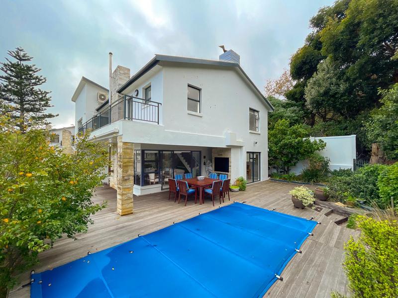 4 Bedroom Property for Sale in Hout Bay Western Cape